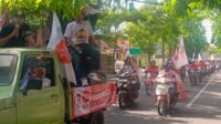 MediaPantura.com | Sampaikan Visi Pada Masyarakat, DPD PKS Bojonegoro Lakukan Aksi Senam, Flashmob dan Konvoi